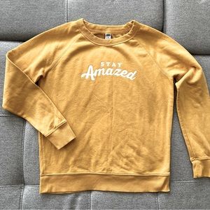 Old Navy “Stay Amazed” Sweatshirt XS